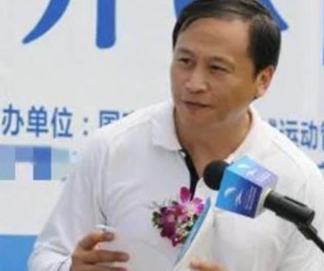 看到前男篮主帅李亚光的现状后，才明白刘国梁为何要培养国乒新人