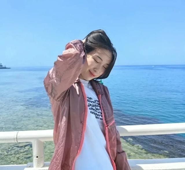 24岁钱天一海边写真照曝光，美若仙女，网友：输孙颖莎0比11能咋