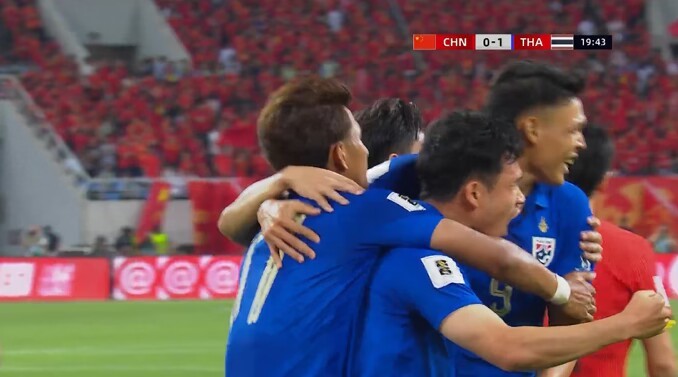 国足主场0-1落后！泰国率先破门