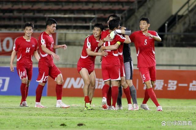 4-1！1-0！亚洲神秘之师逆袭，反超国足宿敌出线，剑指2026世界杯