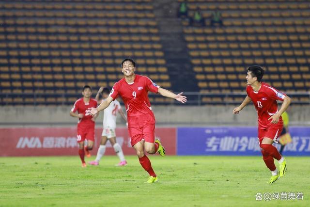 4-1！1-0！亚洲神秘之师逆袭，反超国足宿敌出线，剑指2026世界杯